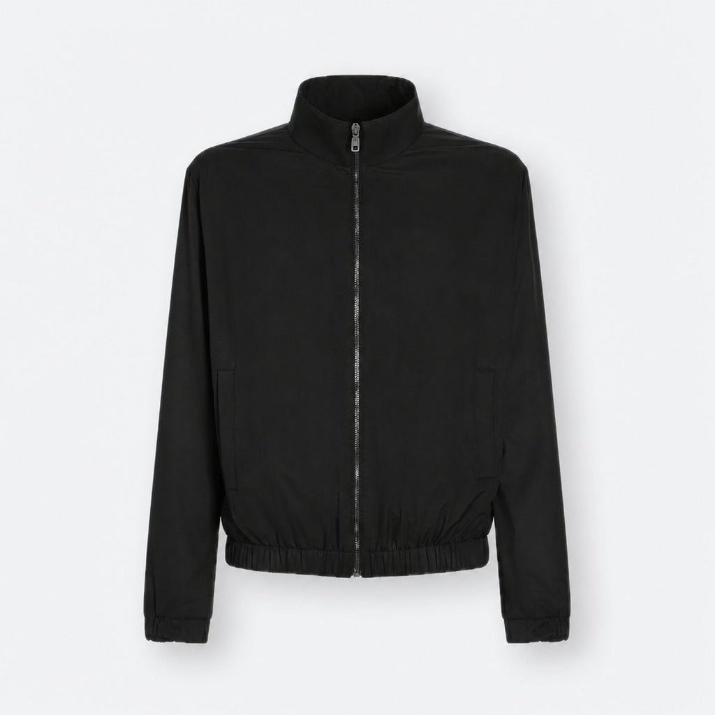 Black Jacket, photo 1