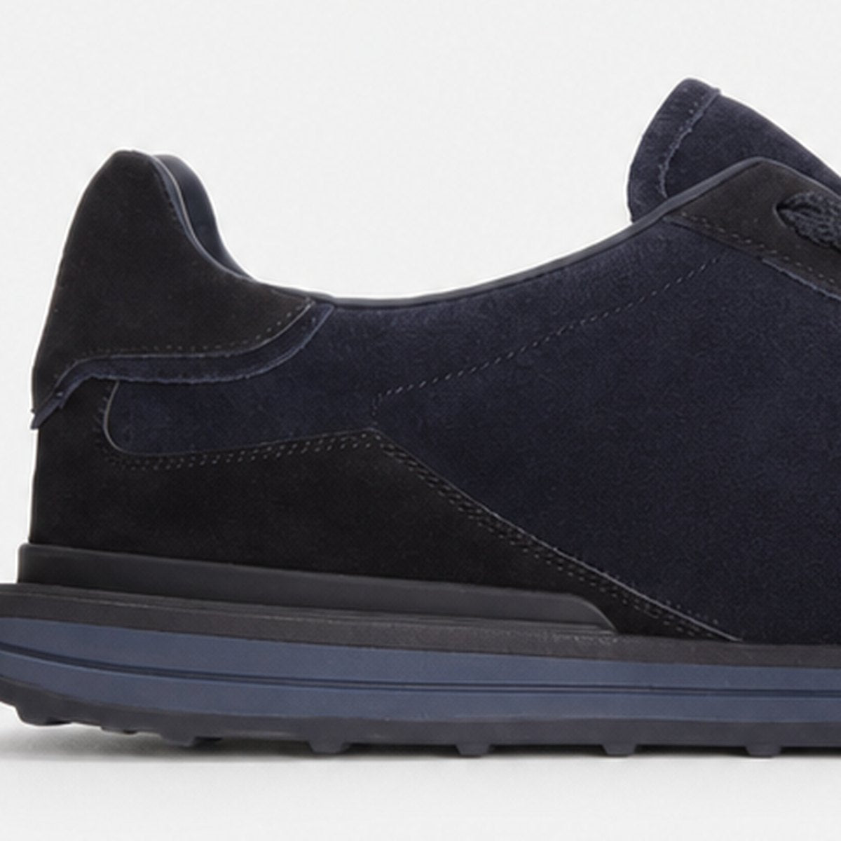 Blue Sneakers, photo 2