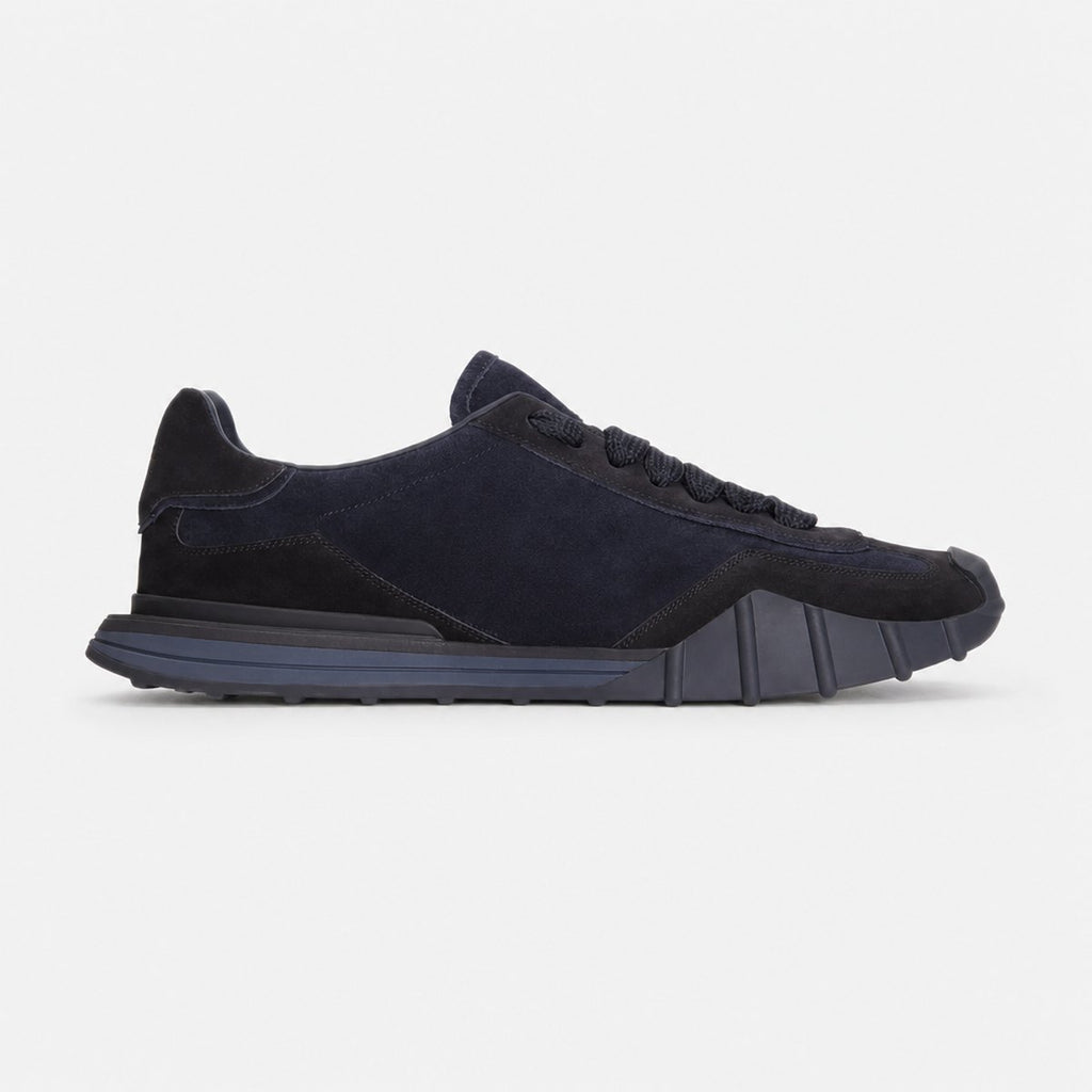 Blue Sneakers, photo 1