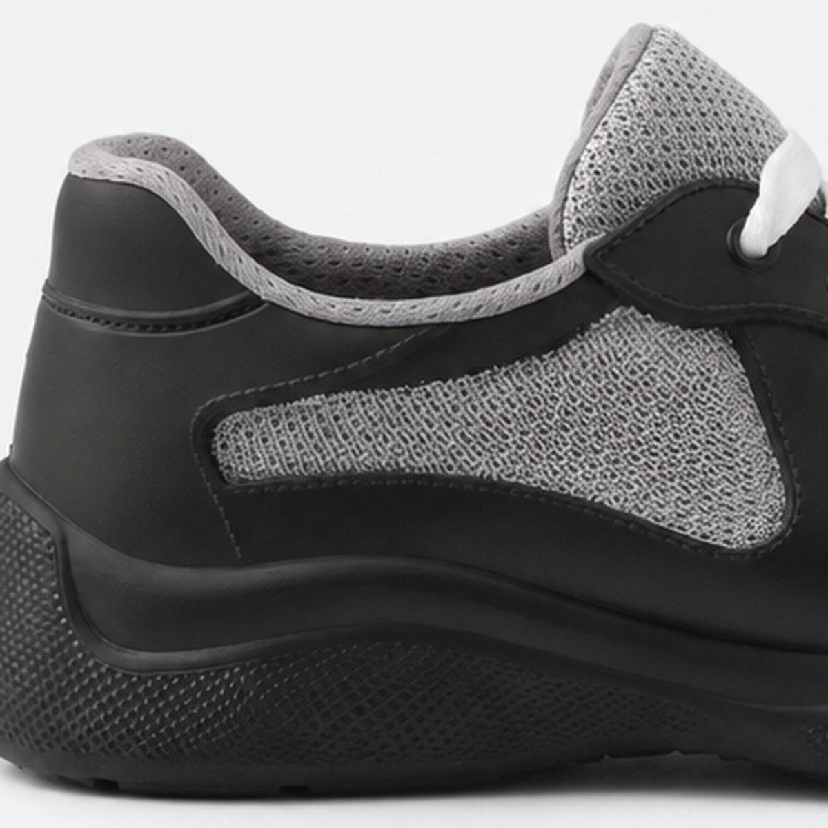 Black Trainers, photo 2